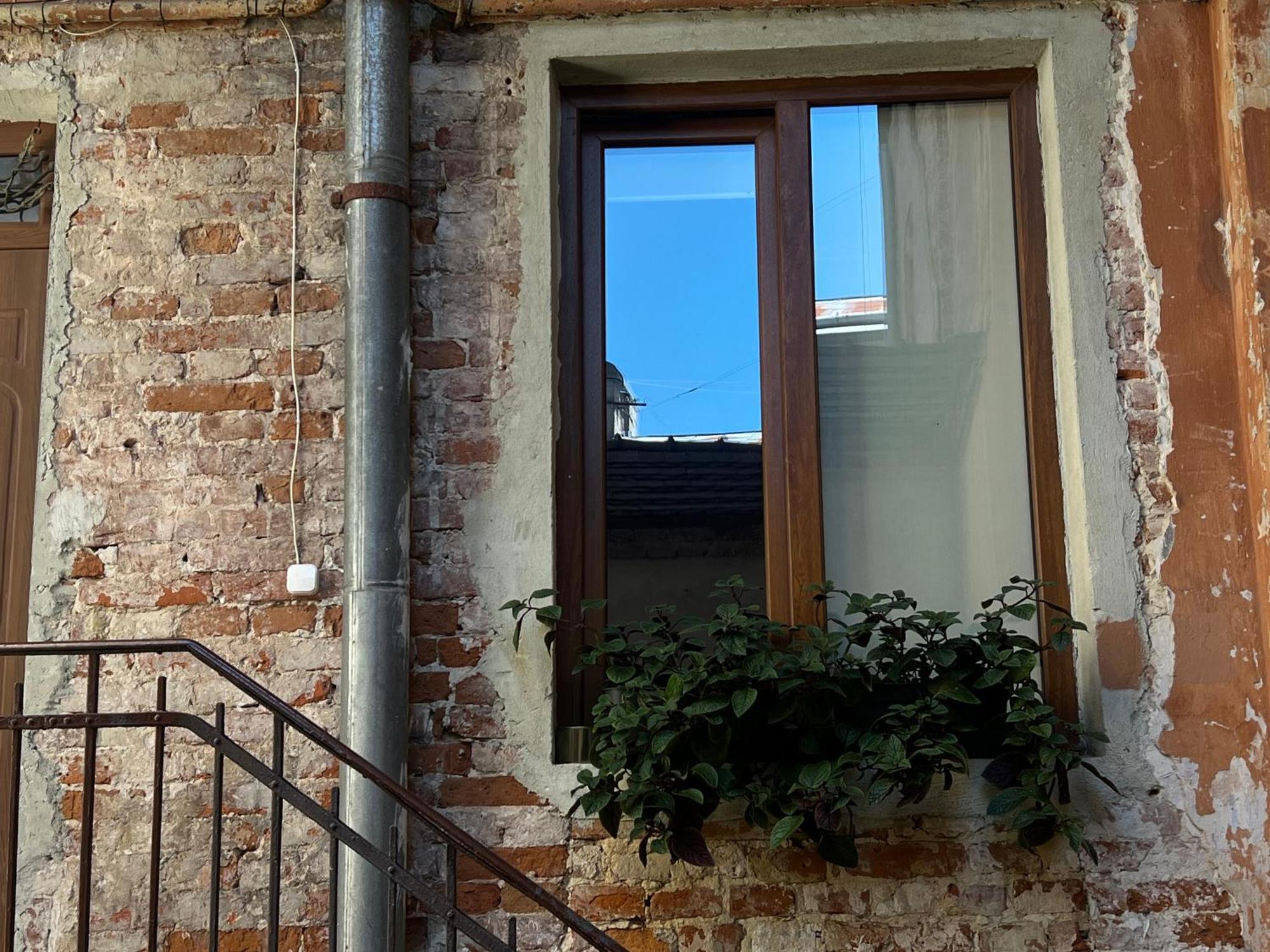 Loft-Style Apt On Virmenska Str Liov Exterior foto