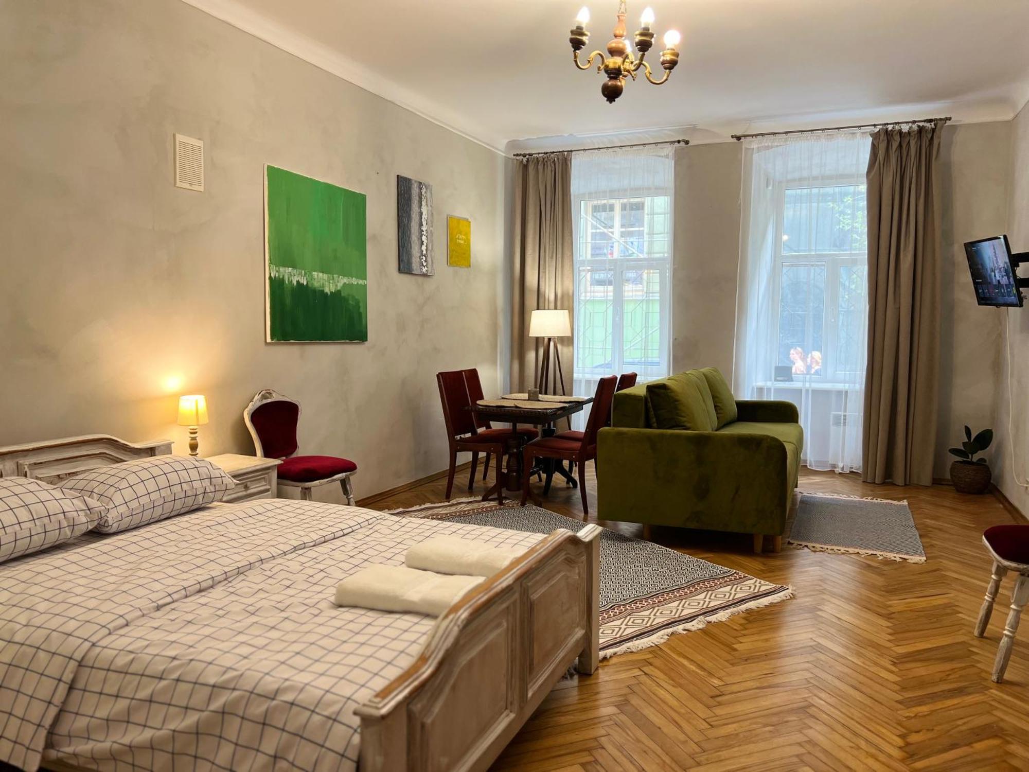 Loft-Style Apt On Virmenska Str Liov Exterior foto
